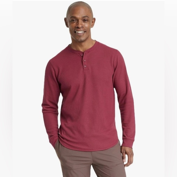 Men’s All in Motion Waffle-Knit Henley Athletic Top -Medium - Picture 4 of 5